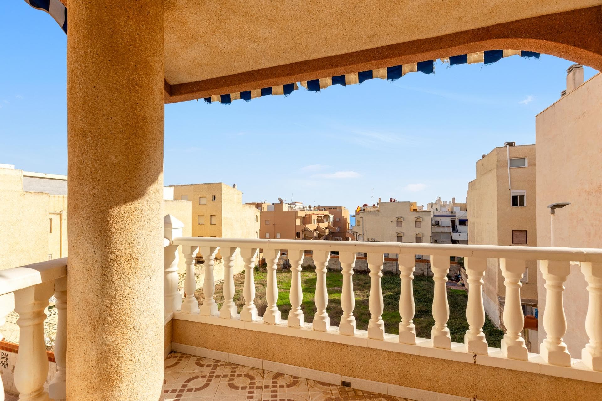 2 bedroom apartment just 100 meters from the beach in La Mata