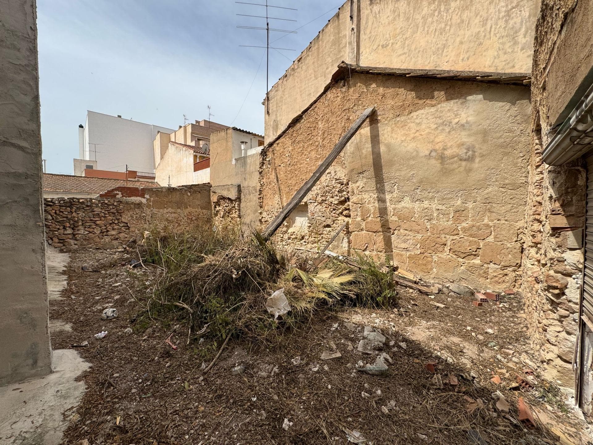 Urban building plot for sale in Centro
