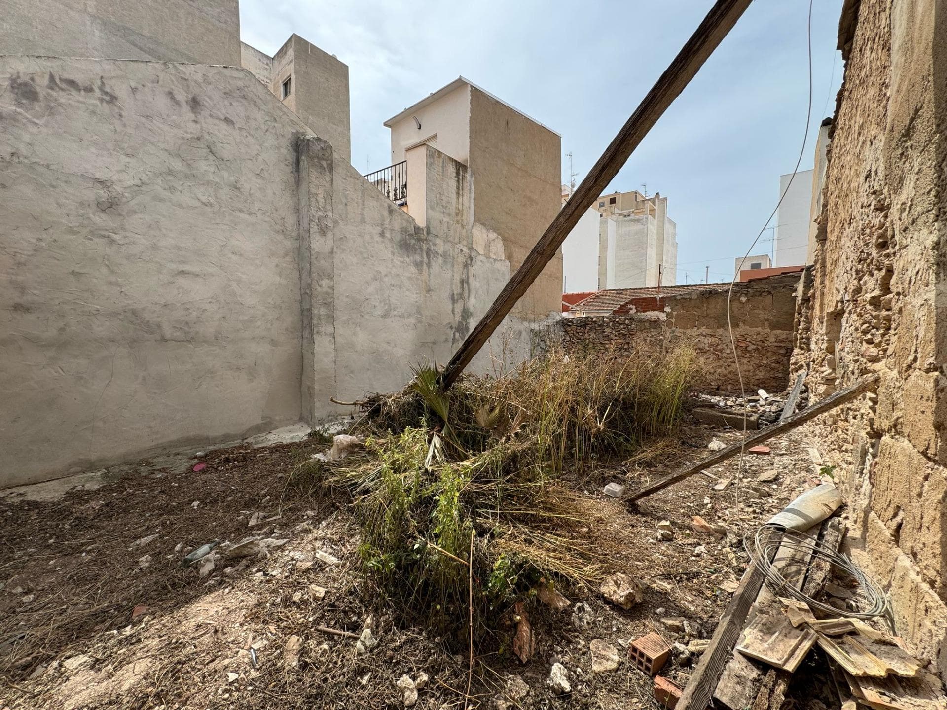 Urban building plot for sale in Centro