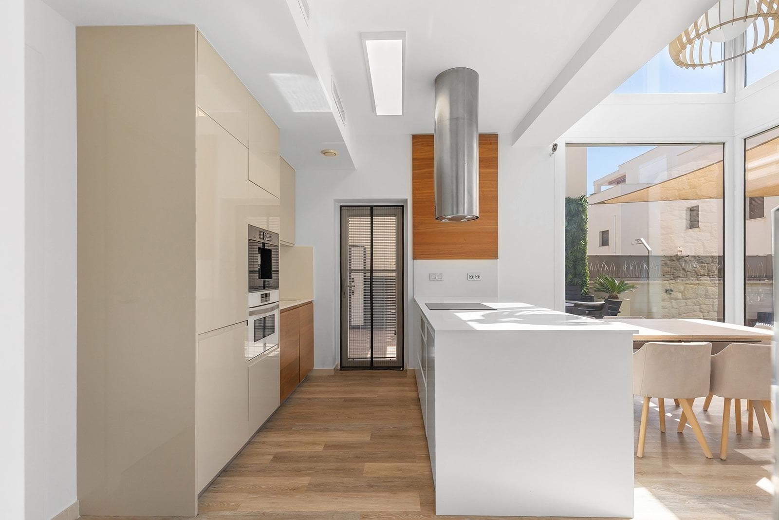Opportunity: New Construction Villa in Pueblo Bravo