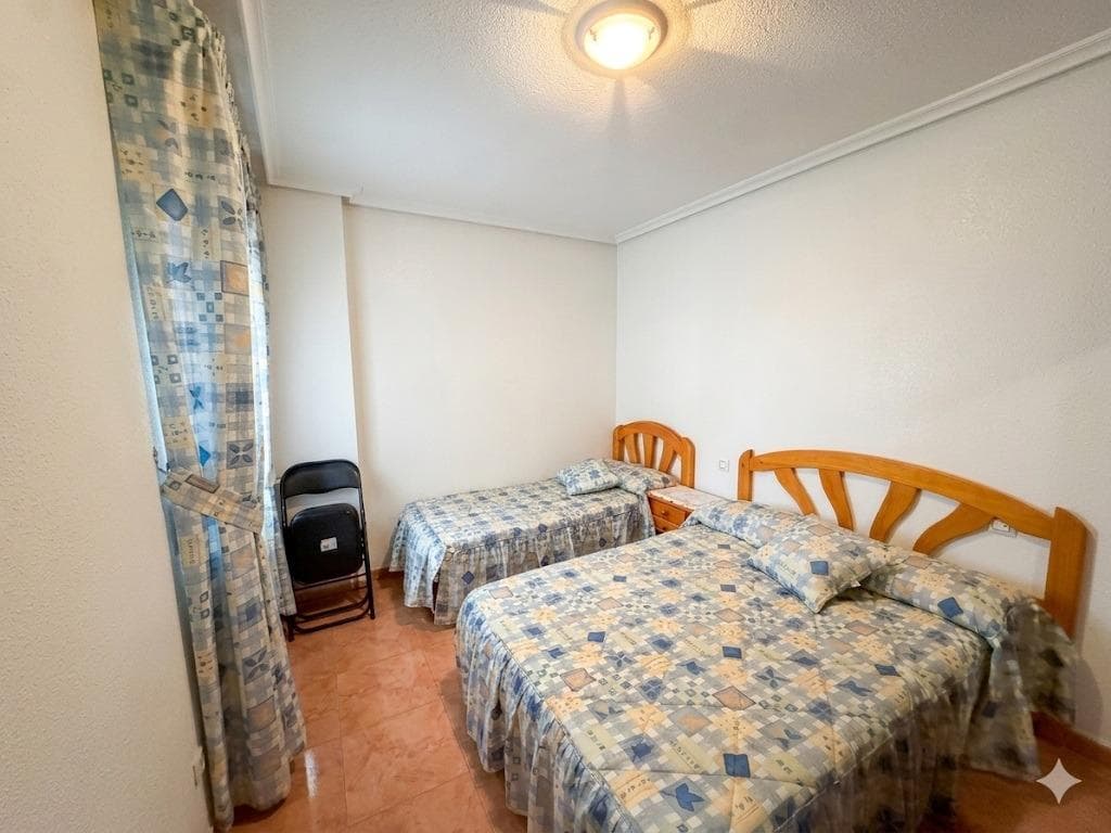 Opportunity 3 bedrooms/2 bathrooms SOUTH Playa del Cura