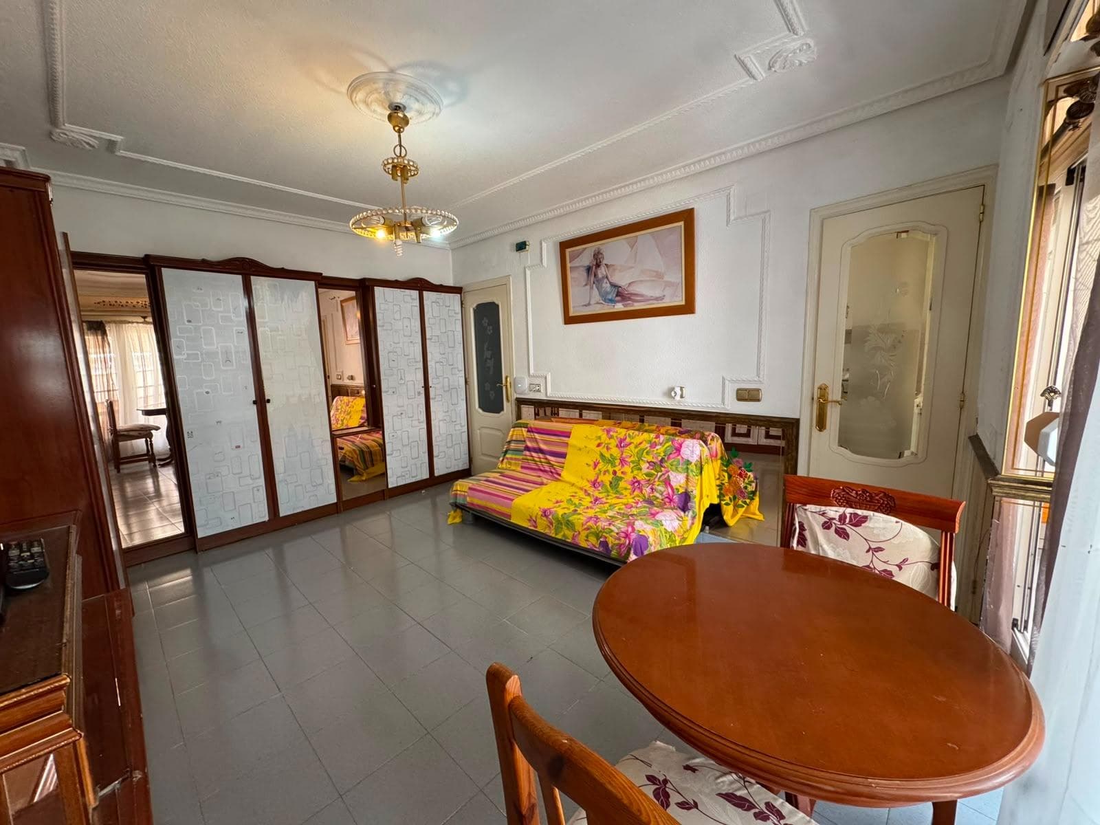 Spacious studio apartment in the heart of Torrevieja