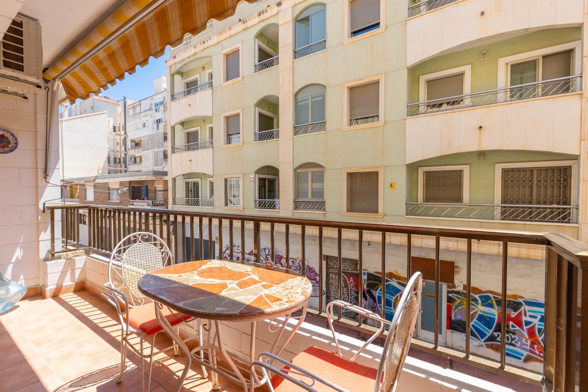 2-Bedroom Apartment Just a Few Metres from Playa del Cura – Torrevieja
