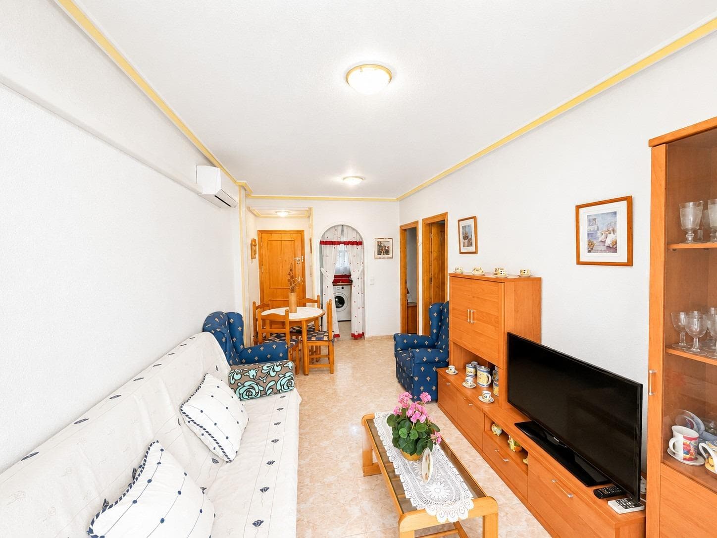 Opportunity: 1 bedroom apartment with pool