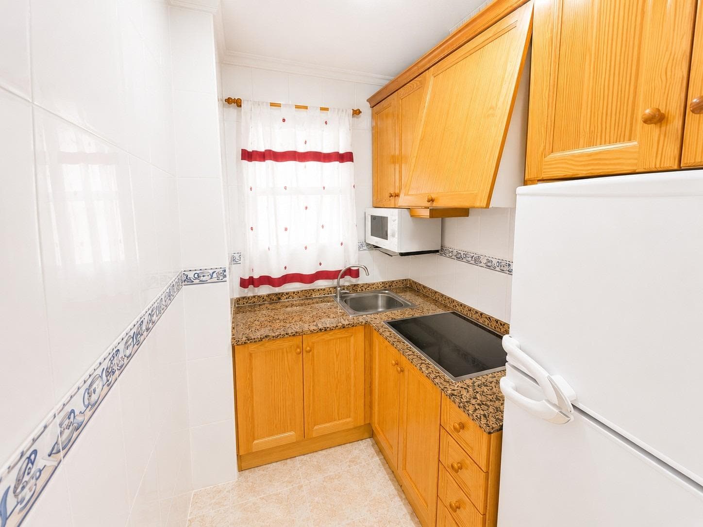 Opportunity: 1 bedroom apartment with pool