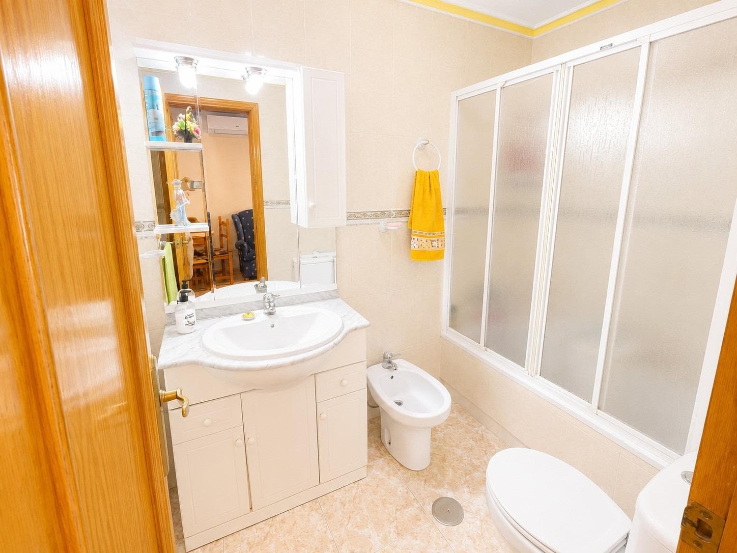 Opportunity: 1 bedroom apartment with pool