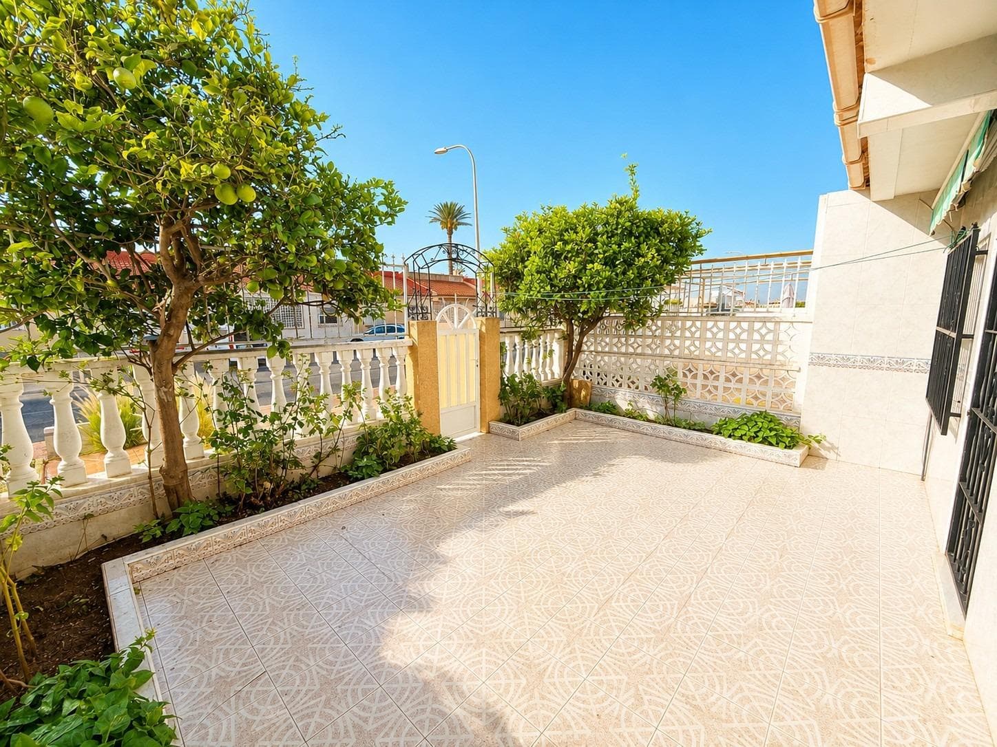 South bungalow opportunity in Torretas