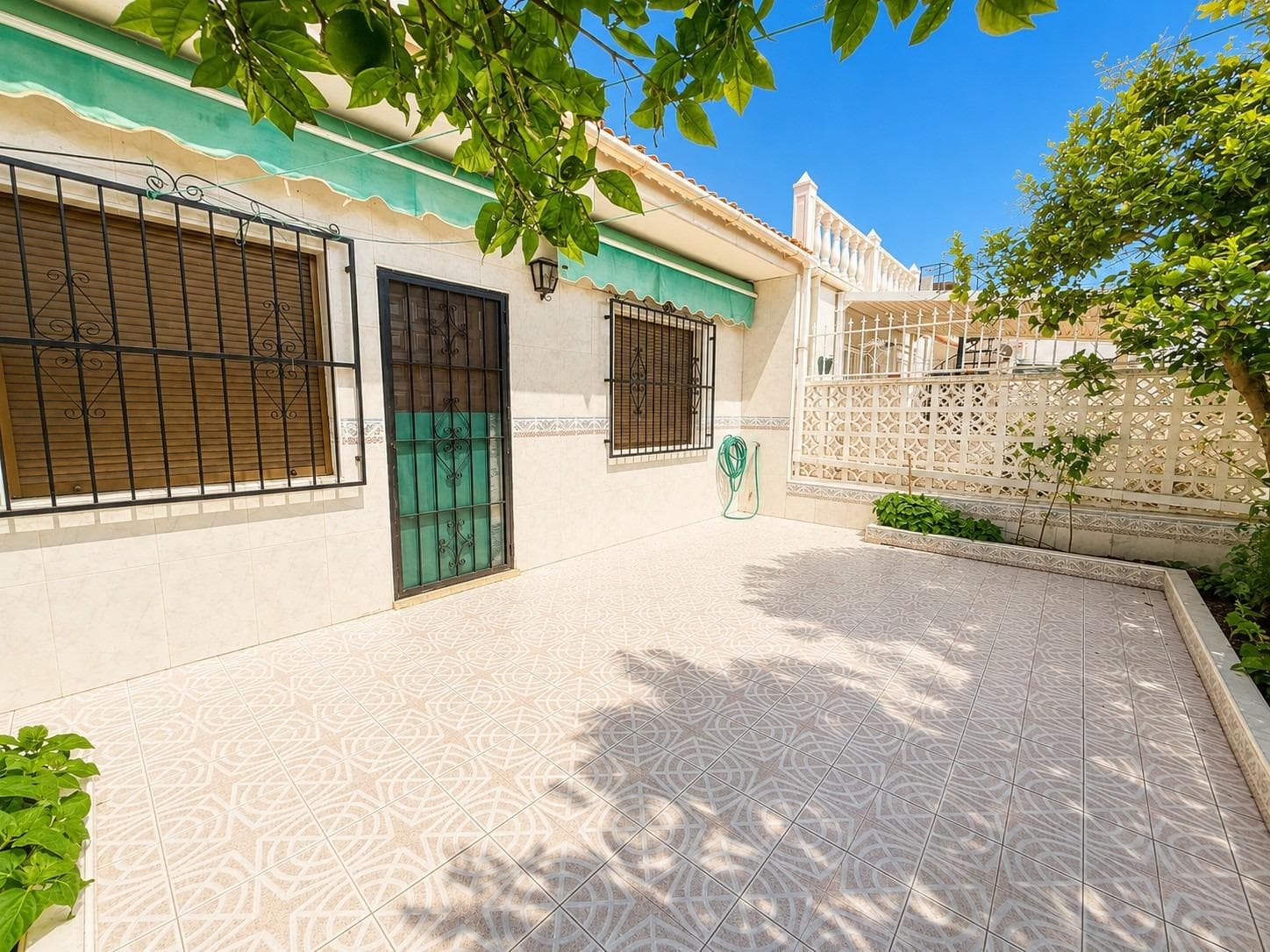 South bungalow opportunity in Torretas
