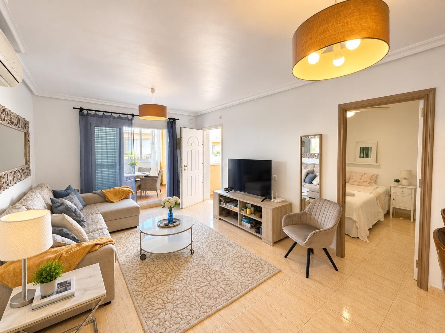 Property with Large Private Solarium in Zeniamar VI – Orihuela Costa