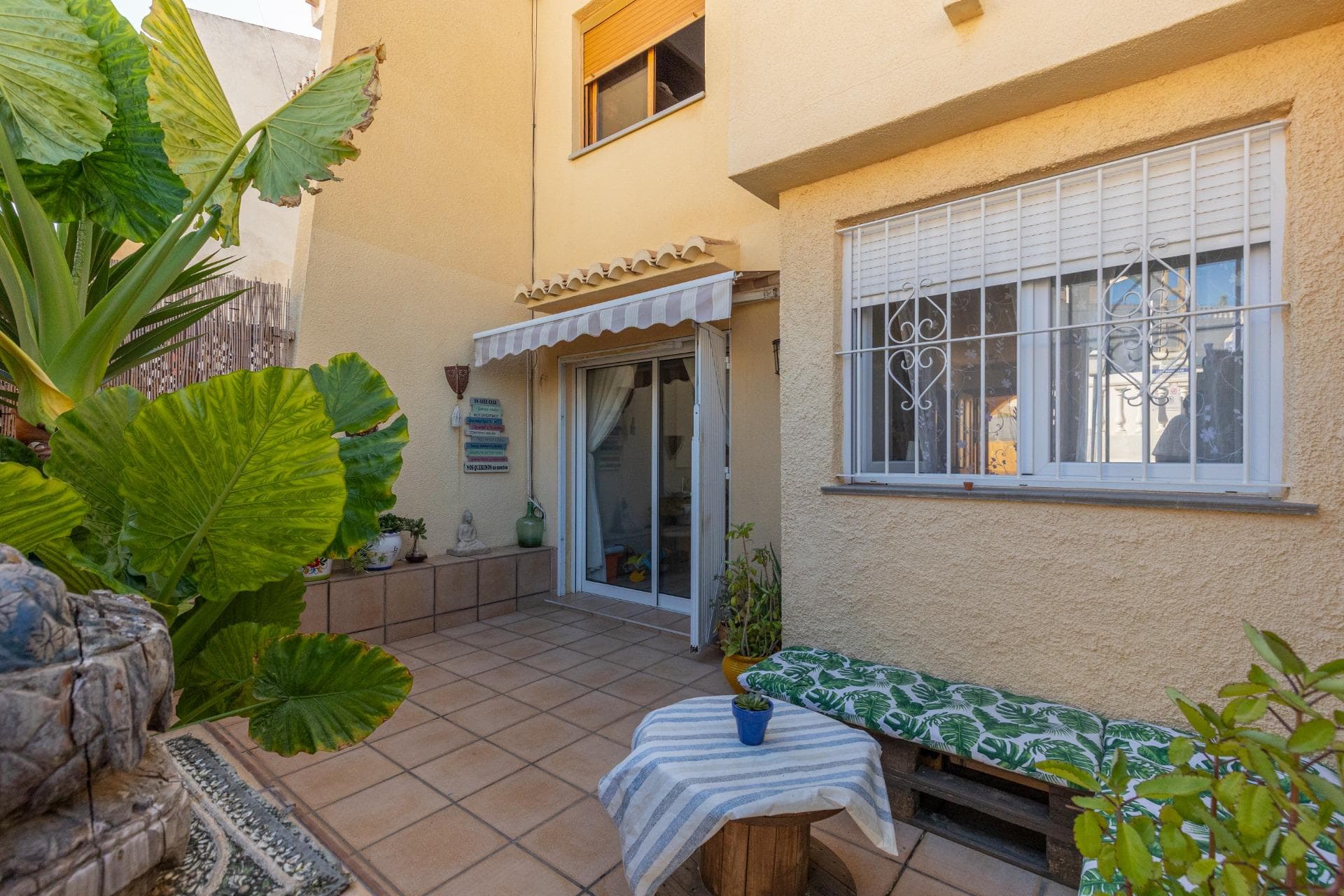 Renovated duplex in Los Balcones: sun, comfort, and strategic location
