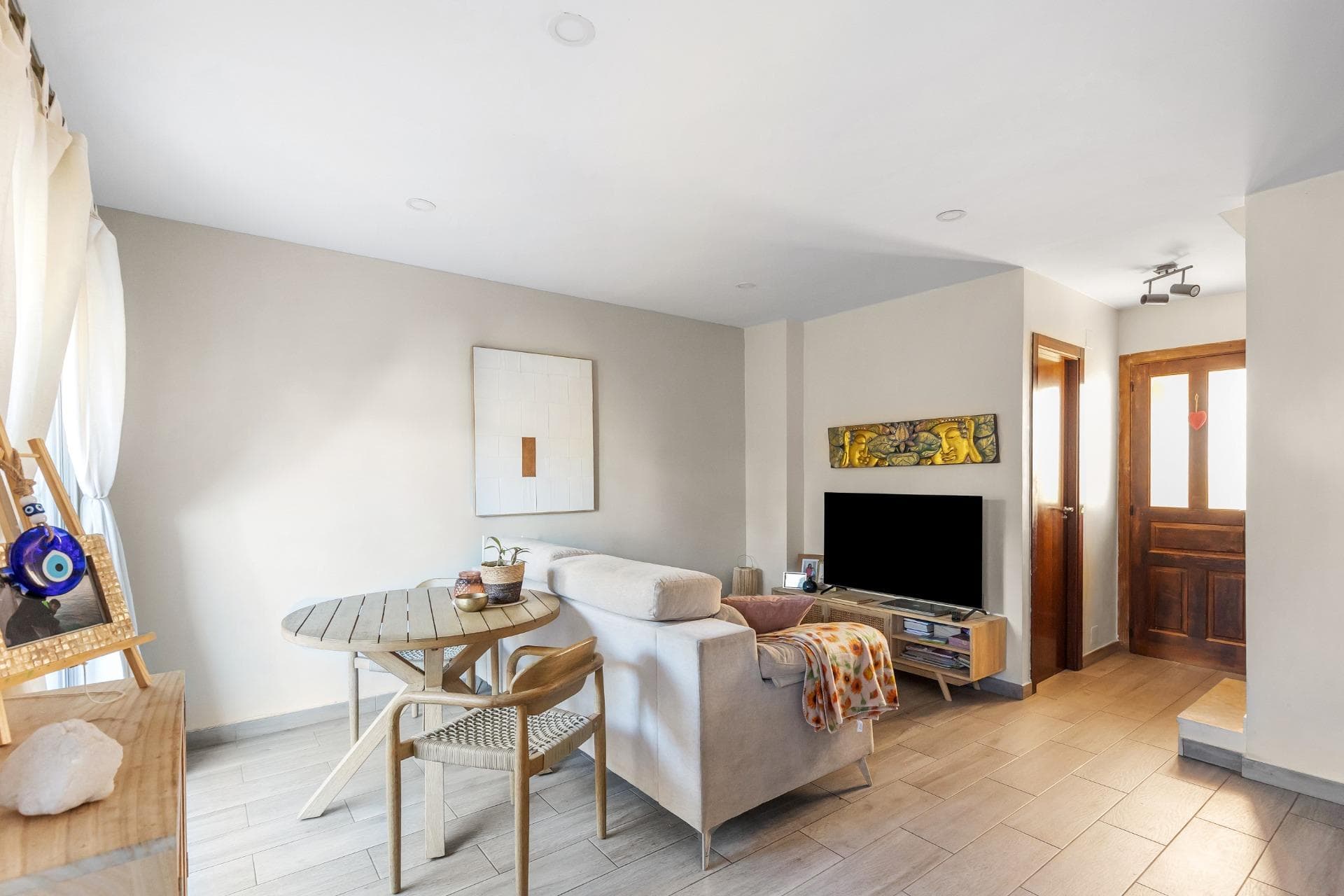 Renovated duplex in Los Balcones: sun, comfort, and strategic location