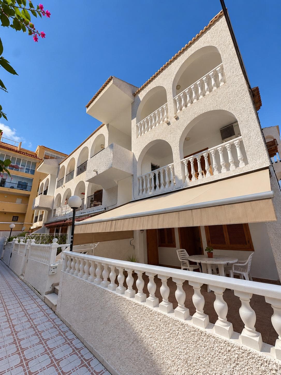 Atico Duplex 3d 2 B solárium Sur a 200 mts de la playa de La Mata- AV Europeos · foto 7