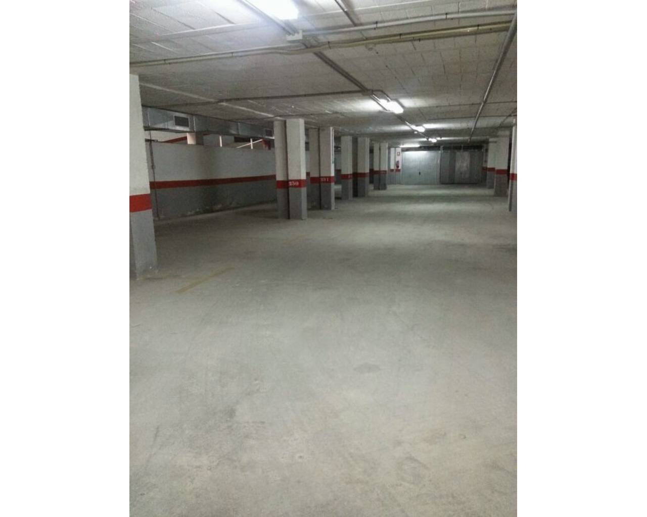 Sale - Parking - Torrevieja - Centro