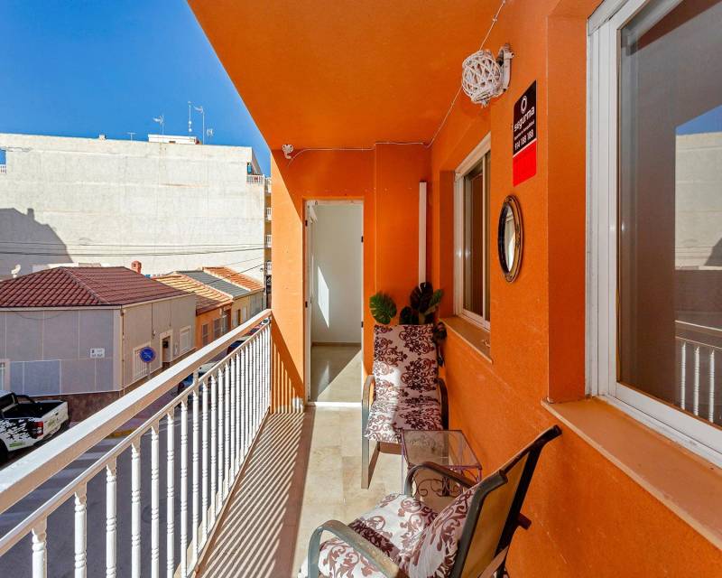 Apartment - Sale - Torrevieja - La Mata pueblo