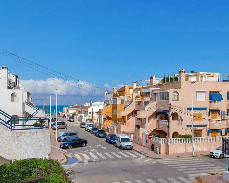 Apartment - Sale - Torrevieja - La Mata