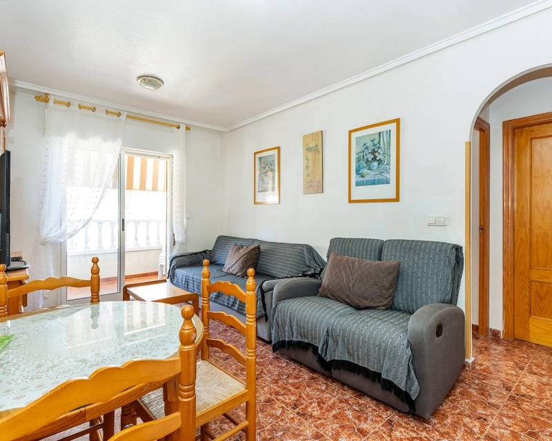 Appartement - Sale - Torrevieja - Nueva Torrevieja