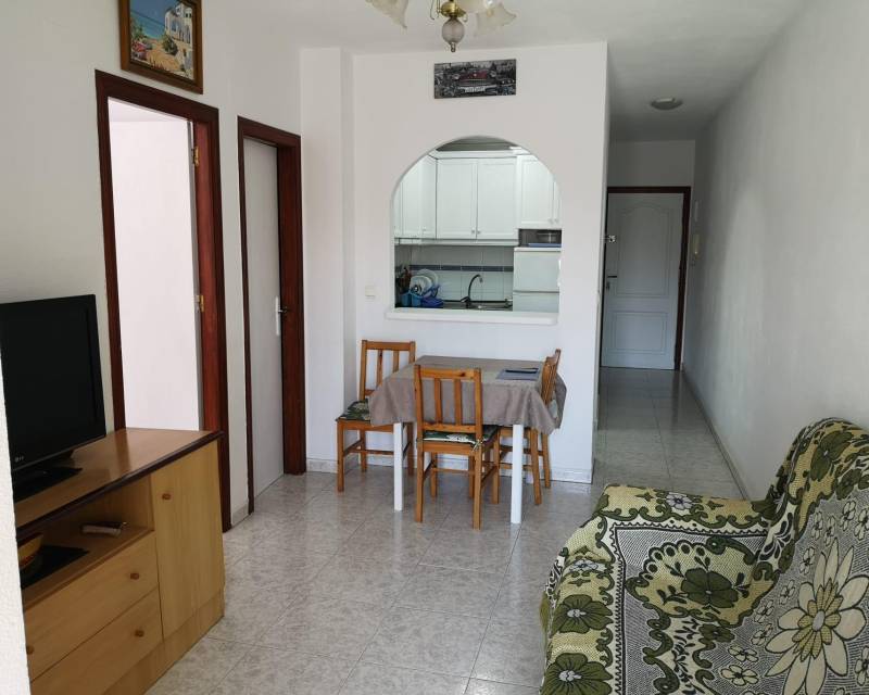 Apartment - Sale - Torrevieja - Estacion de autobuses